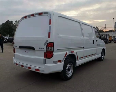 樂山市牛奶保鮮冷藏車現(xiàn)車充足，專業(yè)廂體制造保障品質(zhì)運(yùn)輸